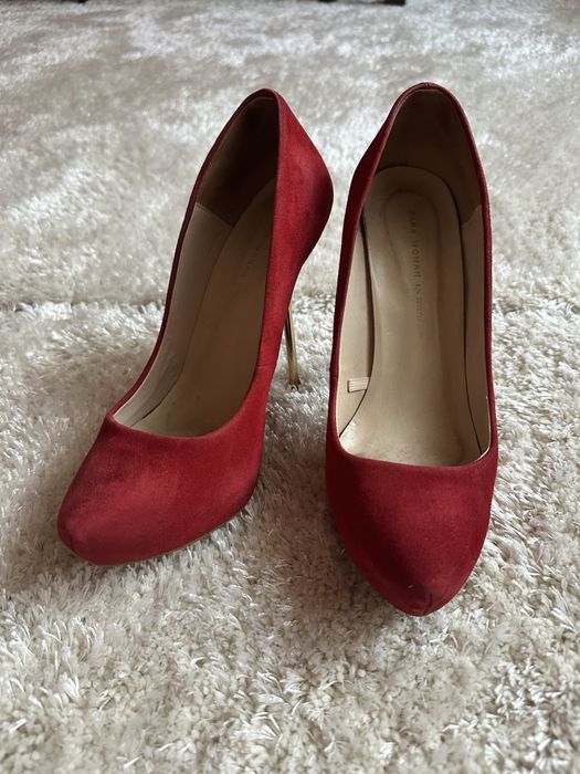 Zara Pantofi rosii toc auriu