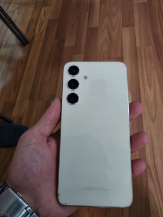 Samsung s24 plus
