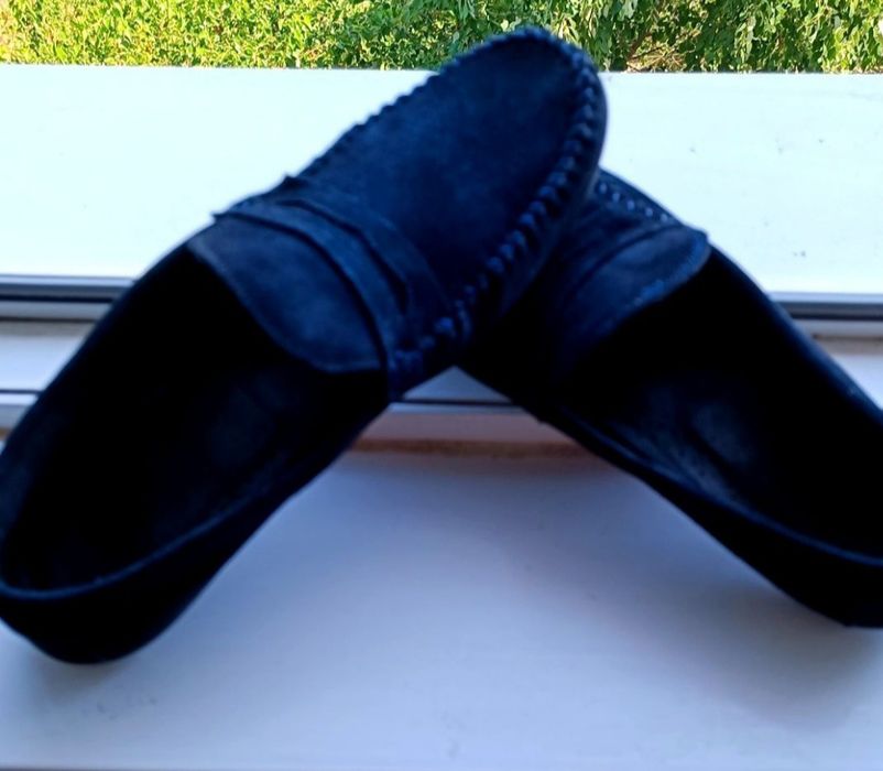 Vând mocasini bărbați