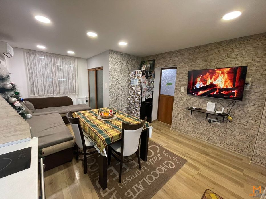 Етaж от къща + БАРБЕКЮ - Център град Севлиево