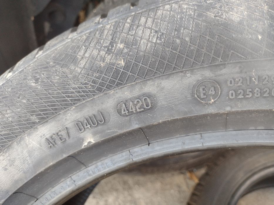 Нова Единична 235/55/19 Continental TS850P dot4120