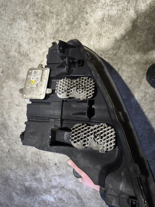 Far faruri stanga dreapta bixenon adaptive BMW X3 F25 2013