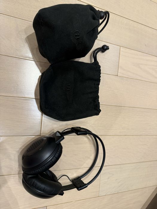 Наушники Bentley