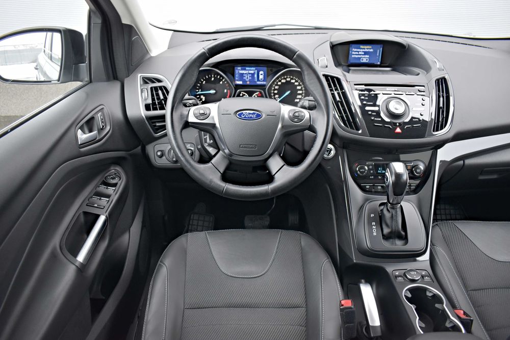 Ford Kuga ~2016~Park Assist~4x4~Camera 360~Parbriz Incalzit~ GARANTIE