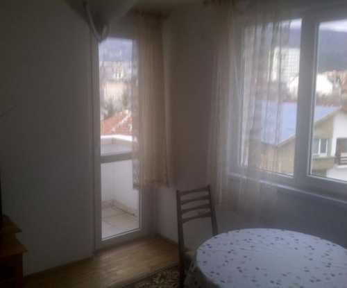 Двустаен имот в Карпузица