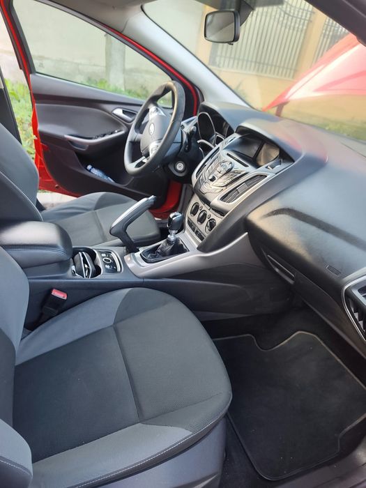 FORD Focus 2011 — imagine 2