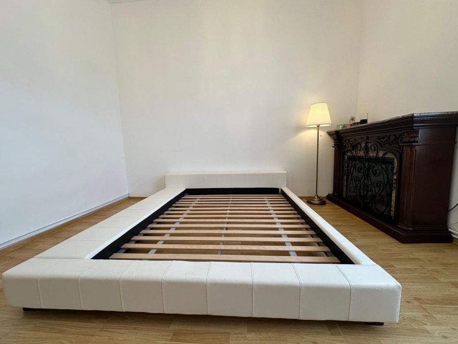 PAT DUBLU în stare excelentă!