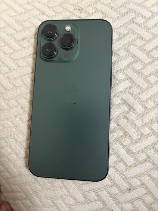 Продам Айфон 13про