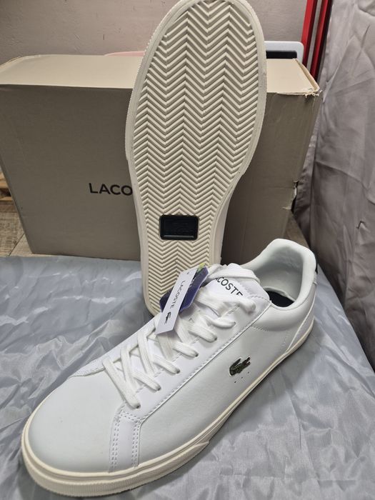 Маратонки Lacoste