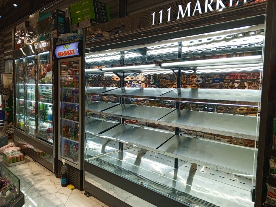 Korka vetrina xaladelnik universal