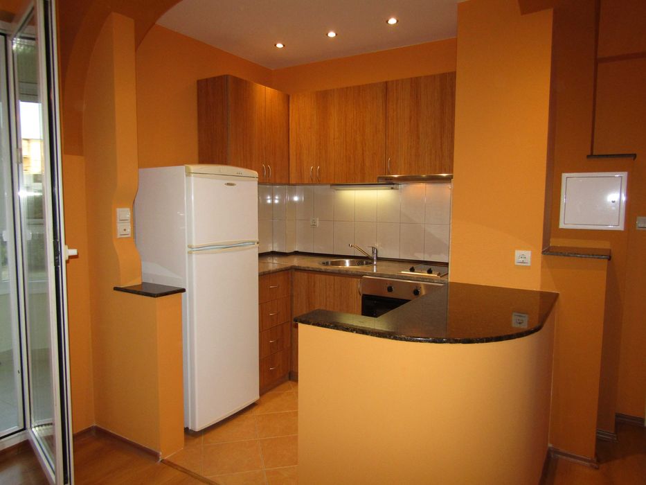 Почистване на имоти преди отдаването им под наем или продажба.