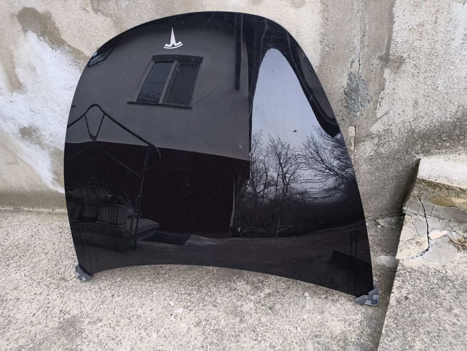 Капак tesla model Y