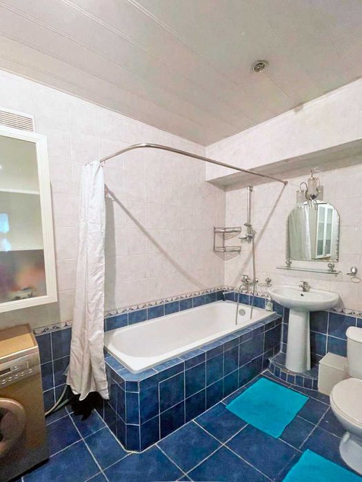 Аренда. Сдаётся СВОЯ 3 комнатная на ц5 долгосрочно