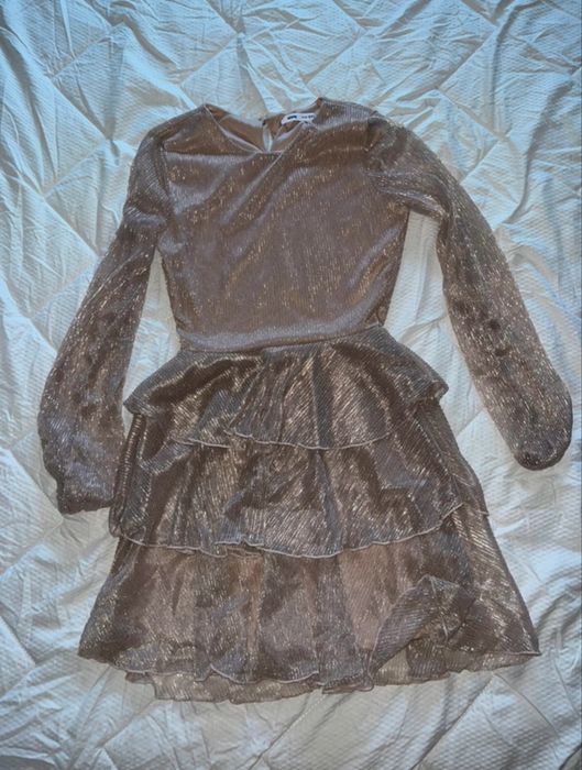 Rochie aurie cu sclipici