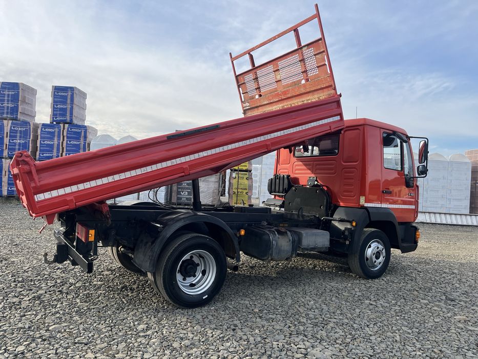 Man 8/163 basculabil pe 3 parti/ euro3