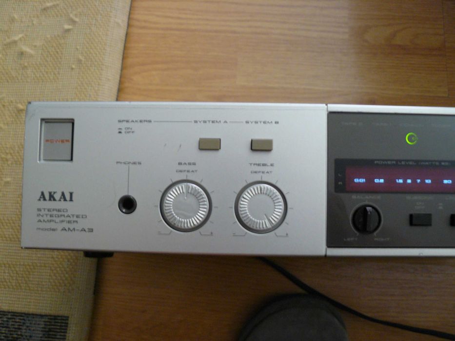 Amplificator Akai  am a3