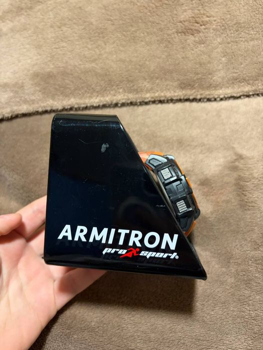 спортивные часы ARMITRON