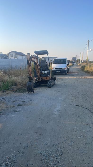 Inchiriez miniexcavatoare la cele mai bune preturi