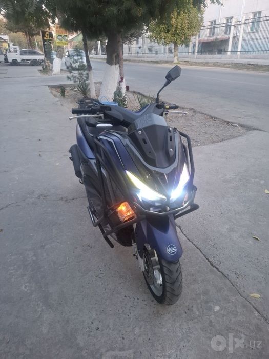 Skuter Nmax sotiladi