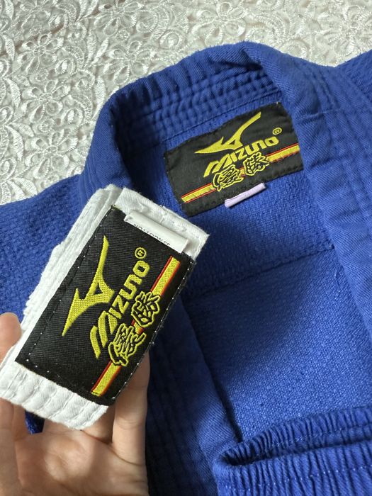 Костюм для спорта