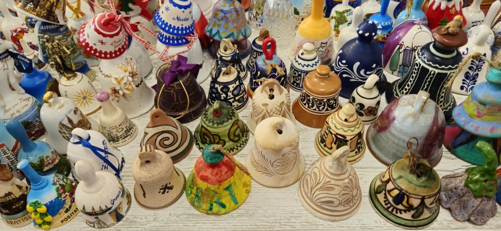VĂND/SCHIMB colectie clopotei ornamentali+turistici ceramici. 8 poze