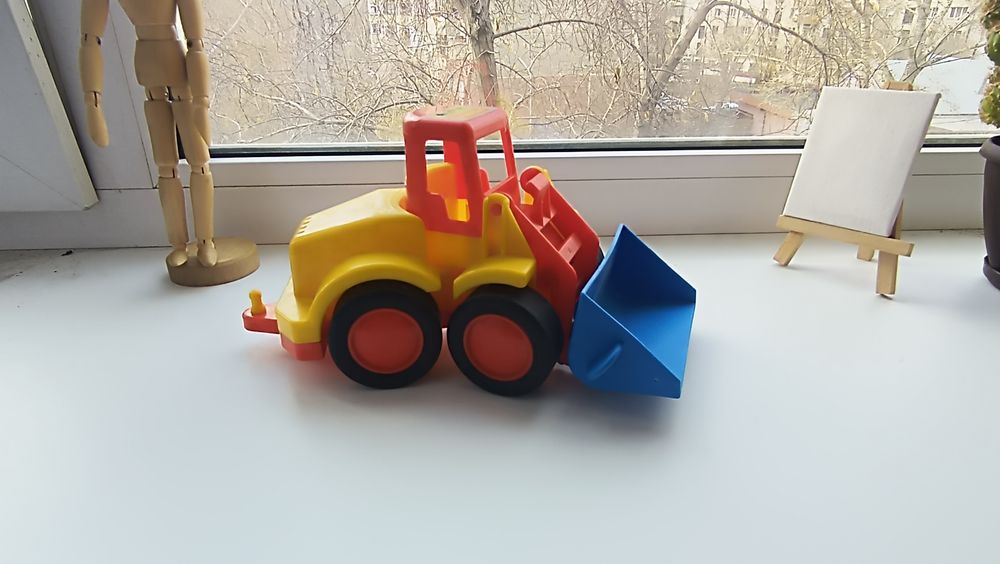 Продам машинки "Полесье".