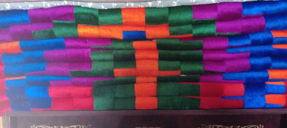 усы 4 корпеше сатылады