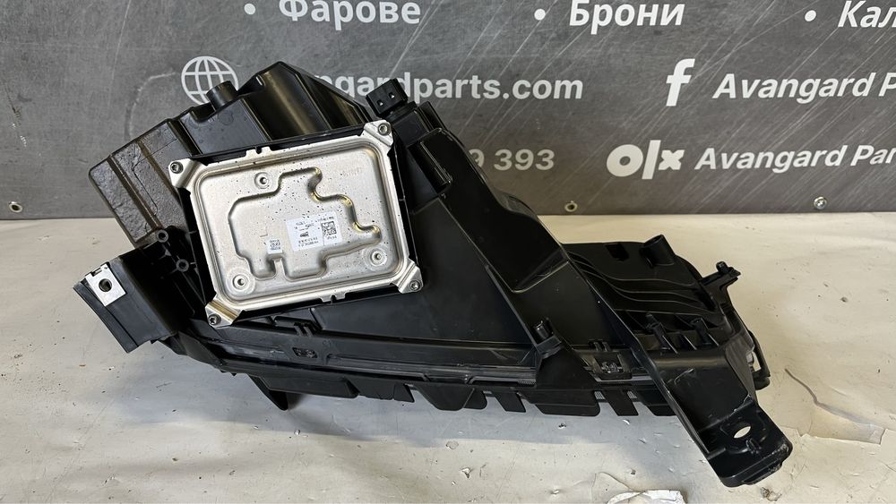 2 броя ляв и я брой десен фар Jeep Avenger 2022-