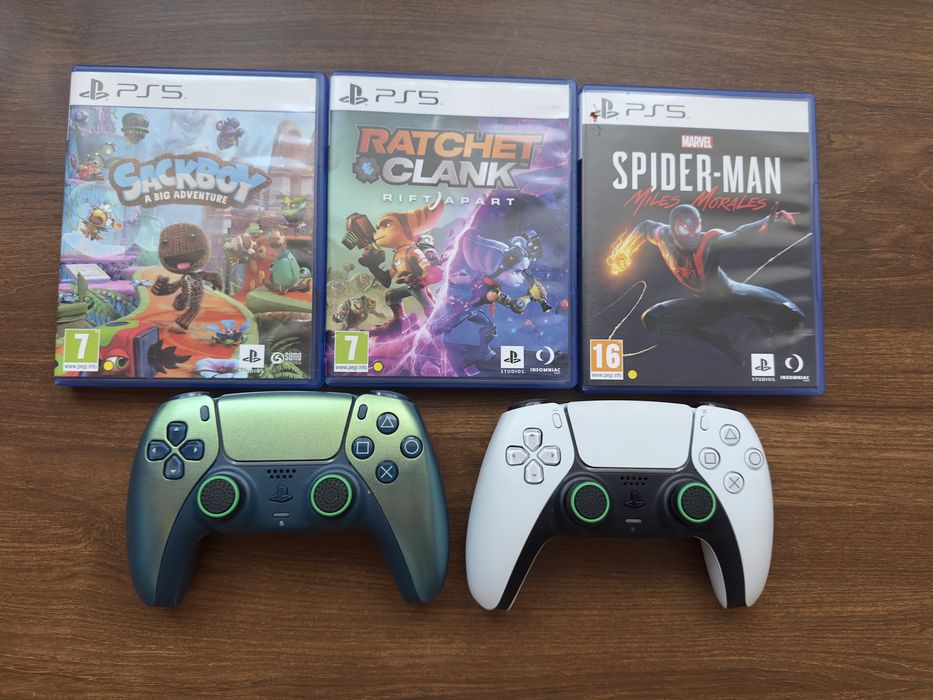 Playstation 5 Disk/ 2 controllere+ 3 jocuri