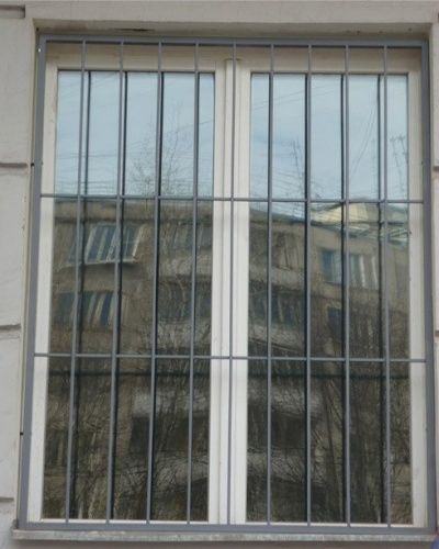 Решётки на окно металлические