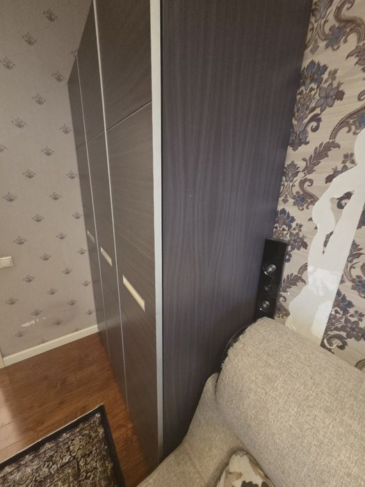 Продам шкаф срочно