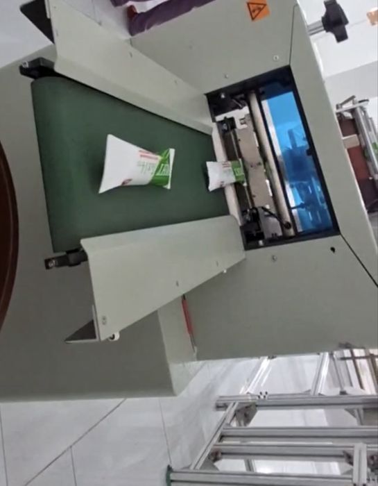 Bint ishlab chiqarish liniyasi