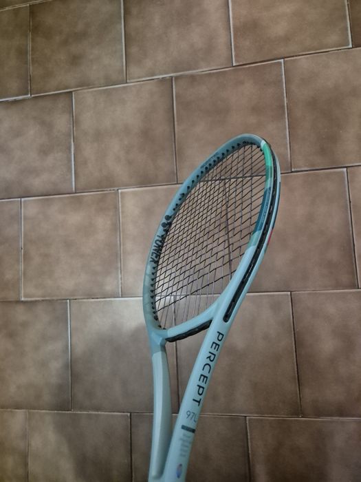 YONEX percept 290 gr