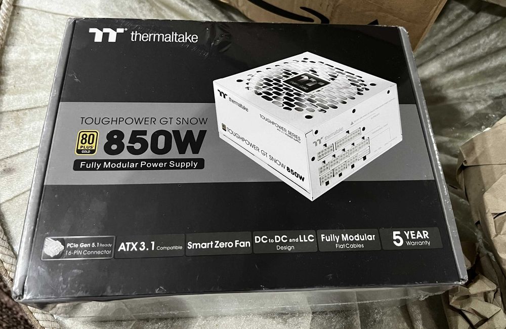 Захранване Thermaltake Toughpower GT Snow 850W - Чисто ново, запечатано