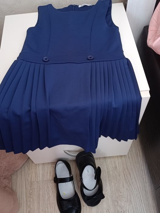 Pantofiori școală fetițe+ sarafane scoala