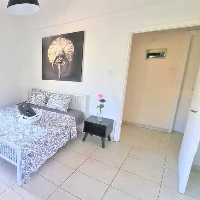 Дава се под наем Тристаен апартамент в Пловдив, Въстанически - 82 кв.м за 397.8 € - Снимка #2