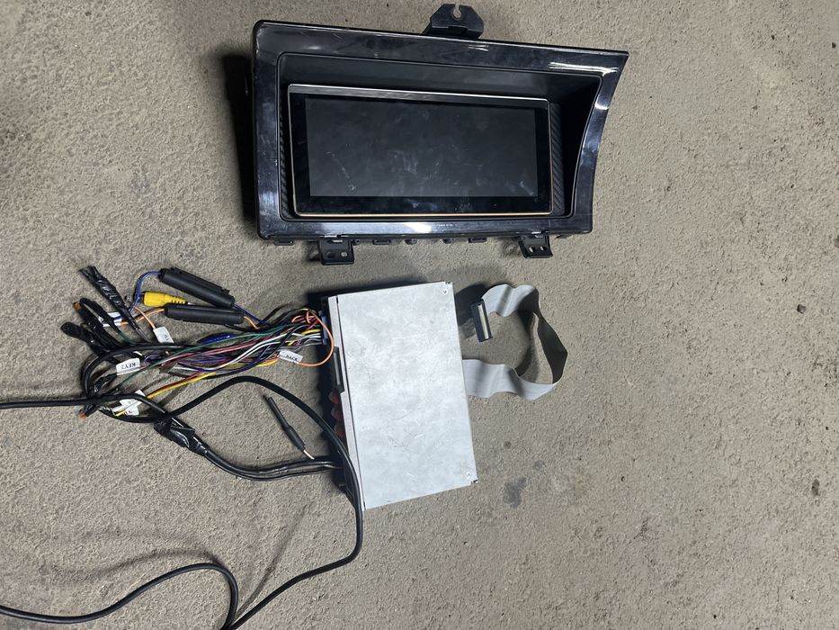 Android Honda Elysion с рамкой