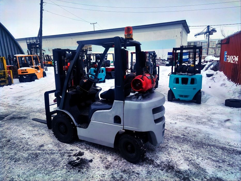 Продам вилочный погрузчик. Кара