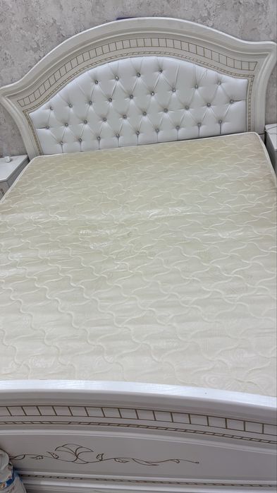 Отдам матрац даром, размер 160*200