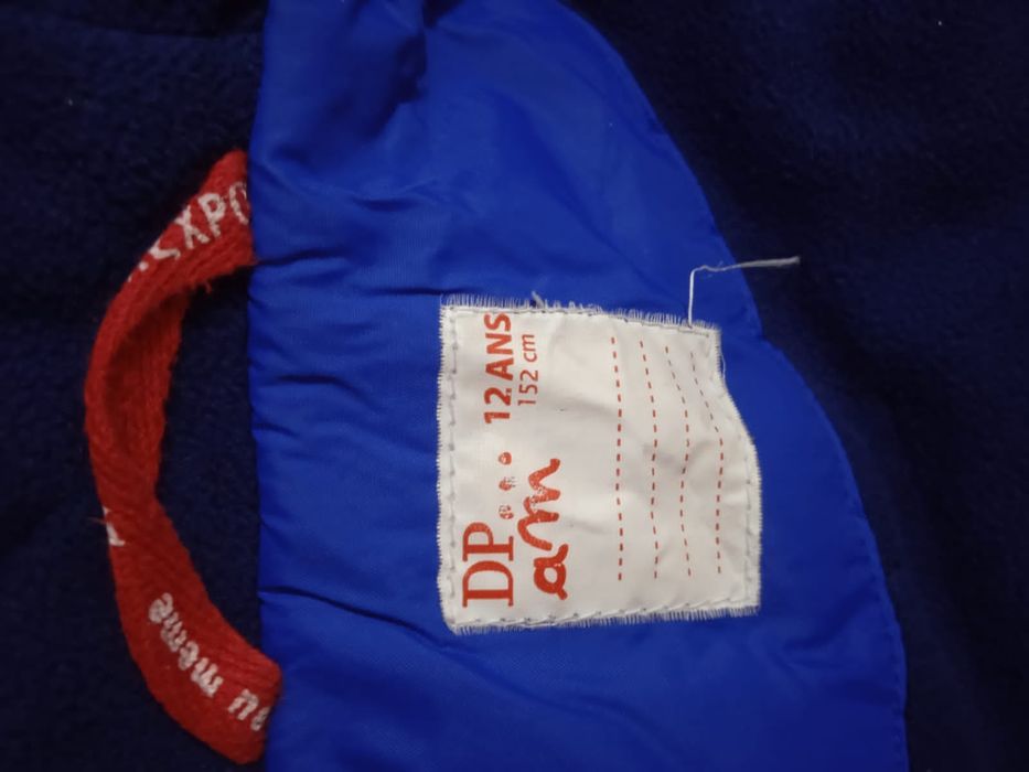 Продам куртку на мальчика