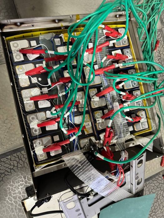 Аккамулятор литий-железо-фосфатные 65ah72v зарядка в комплекте