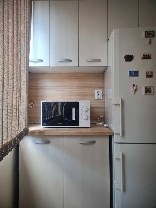 Дава се под наем Едностаен апартамент в Плевен, Широк център - 45 кв.м за 295.8 € - Снимка #1