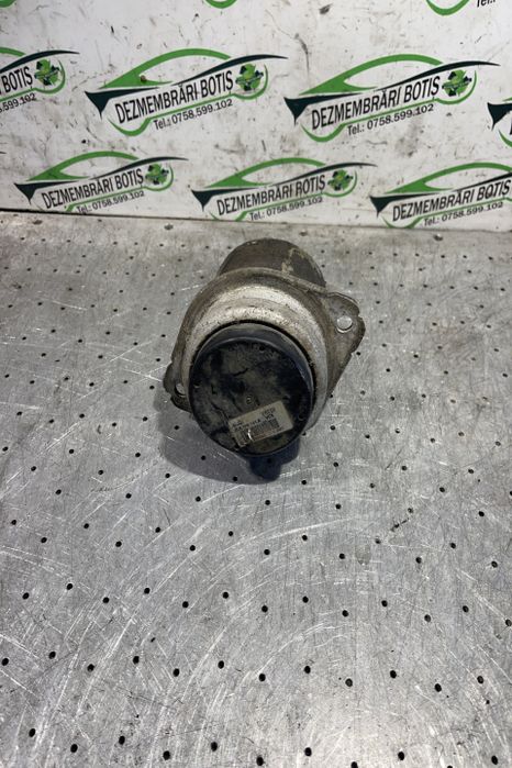 Tampon motor 7L8.199.131.A Volkswagen VW Touareg generatia 1 7L (face