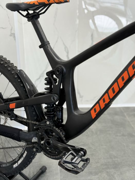 Велосипед за спускане Propain Rage Carbon Perf Mullet L 2021