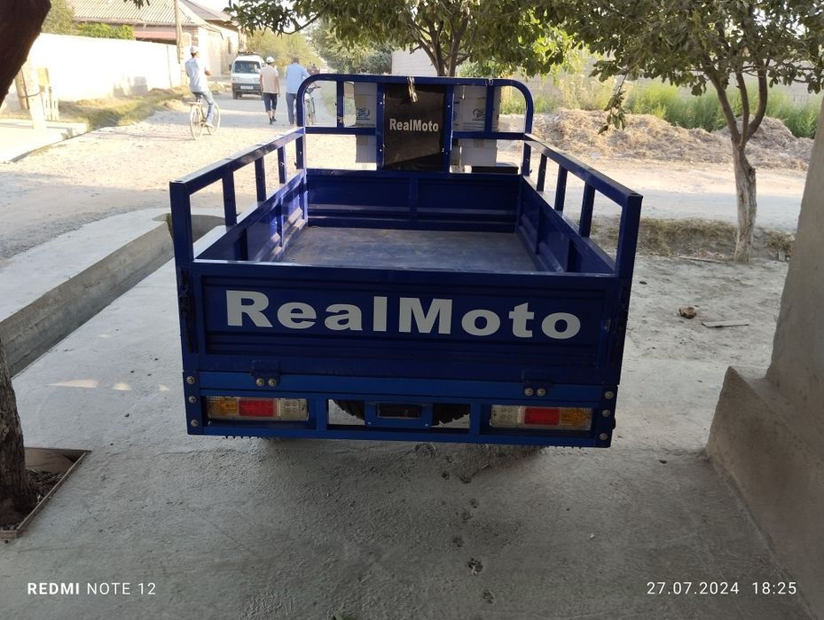 Srochna RealMoto sotiladi