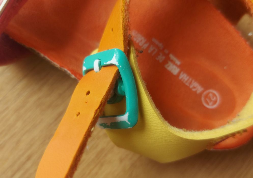 Детски сандали 27