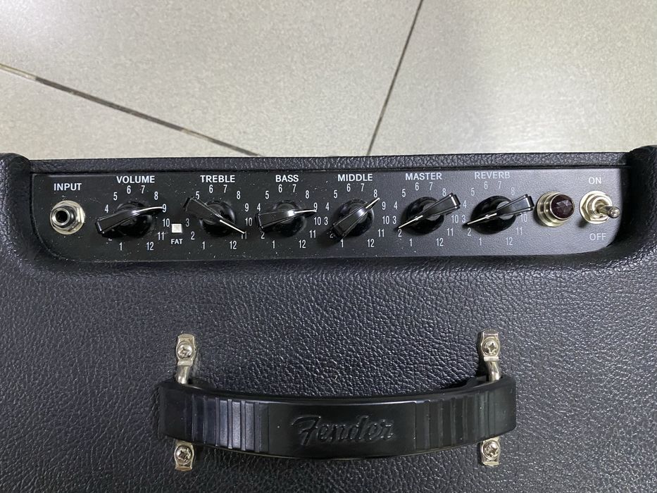 Fender Blues Junior III ламповый гитарный комбоусилитель
