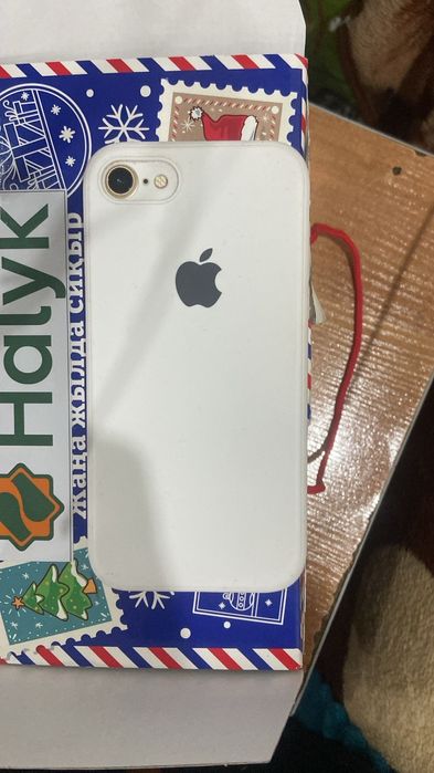 продается айфон 7