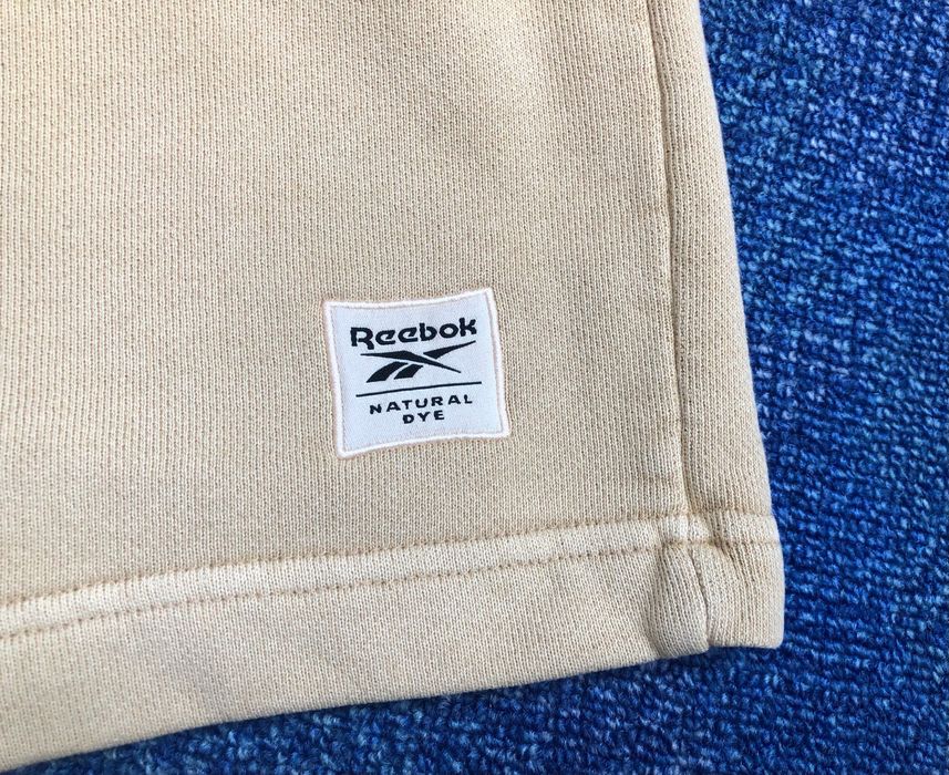 НОВИ Reebok Shorts OРИГИНАЛНИ мъжки къси пснталони - M/L