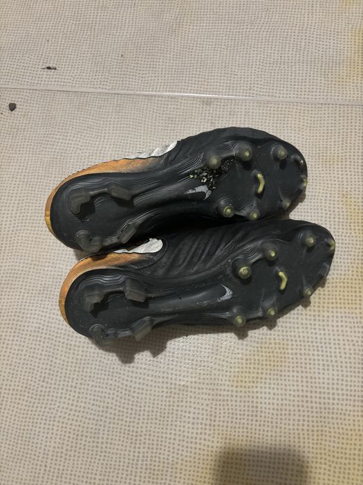 Футболни Бутонки Nike Tiempo 43